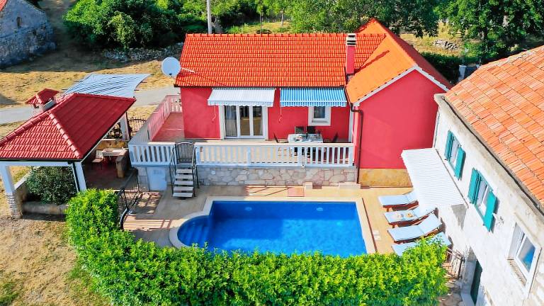 Villa Bilan& 197;& 190;ic Omi&scaron; by Villas Guide