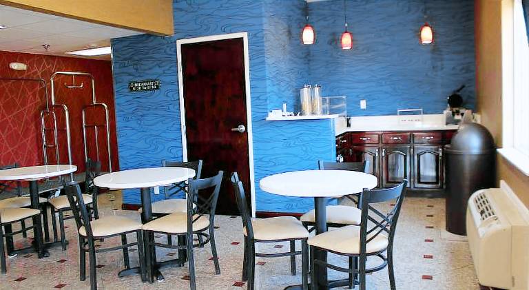 Magnolia Inn and Suites Southaven — photo 2