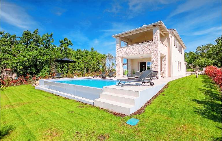 Ferienhaus  Tinjan
