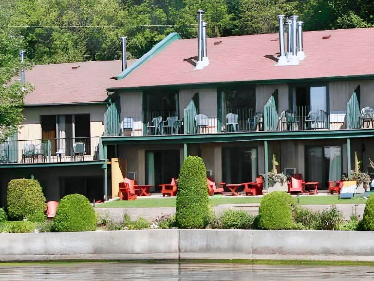 Resort  Leeds and the Thousand Islands