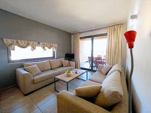 Servisiran apartma Παραλία Καρφάς