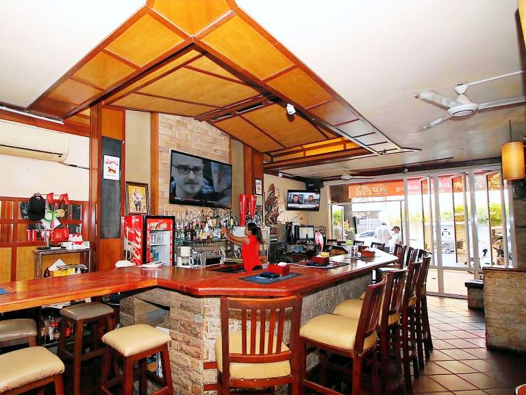Bar Oz Riverside — photo 4