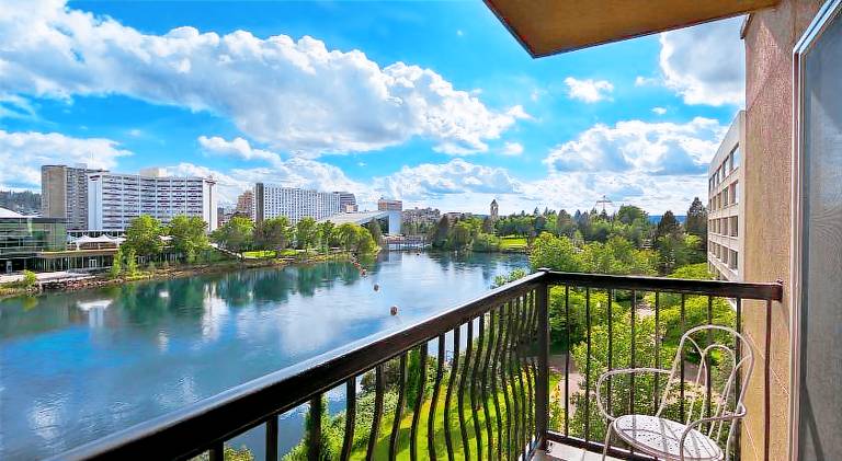 Oxford Suites Spokane — photo 5