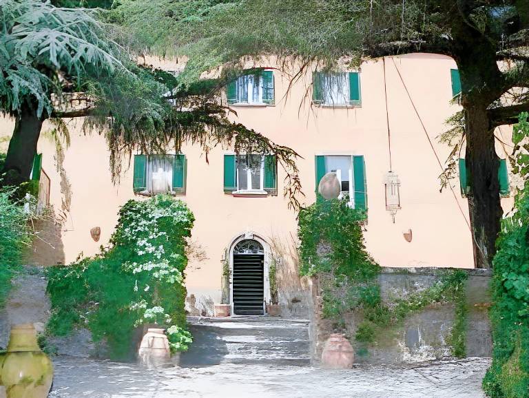 160 m&sup2; Bauernhof