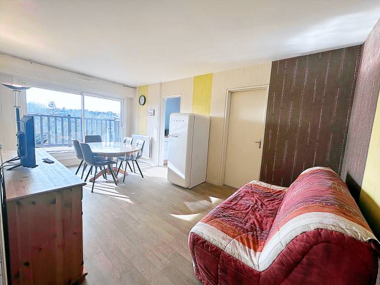 Holiday apartment with 2 rooms for 6 persons — photo 3