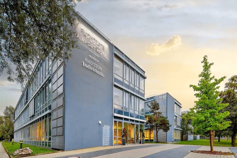 Flightgate Munich Airport Hotel, a member of Radisson Individuals in Hallbergmoos
