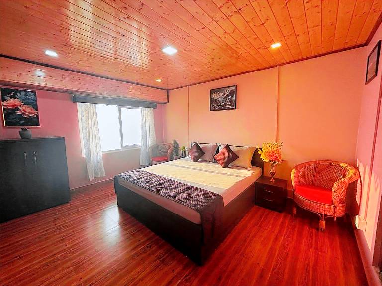 THOLANGI HOMES — photo 2