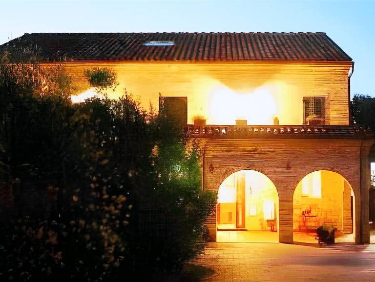 Vacation home with pool in Fermo