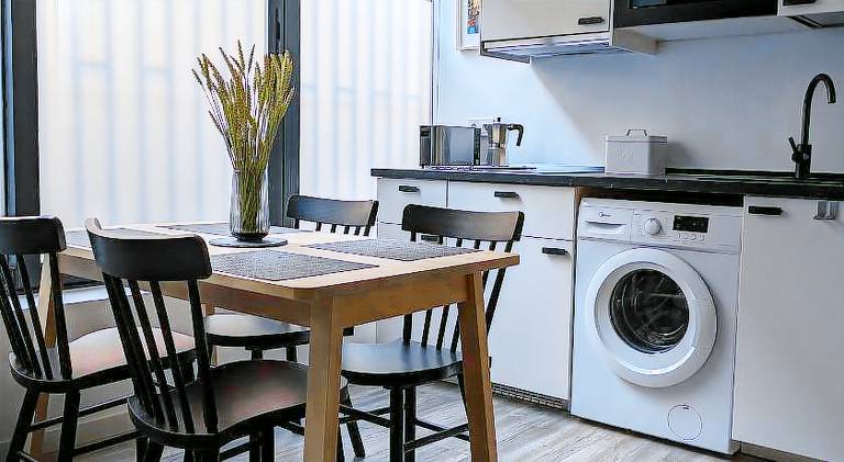 Charming rental apartment | Close to Royal Palace of Madrid | Suitable for remote work | Dogs allowed in Madrid