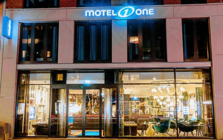 Motel One Amsterdam-Waterlooplein — photo 3