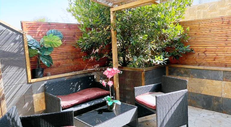 Reves de vie le "figuerolles" avec terrasse et parking prives in Cassis