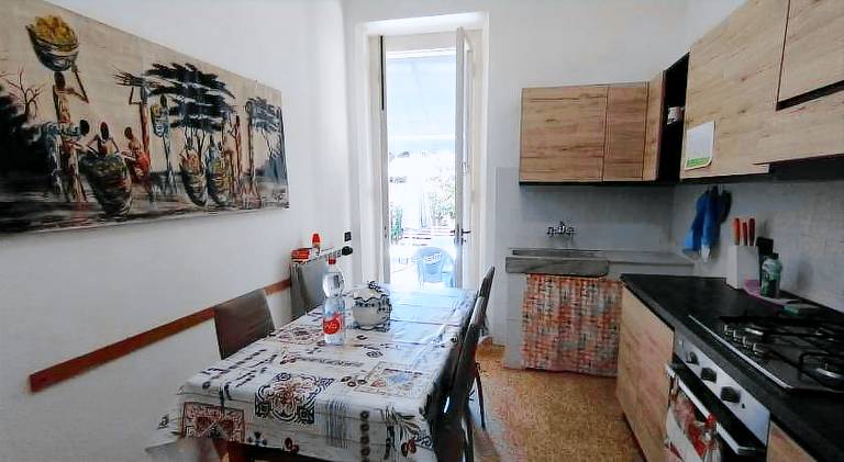 Rental apartment with 2 rooms for 5 persons — photo 4