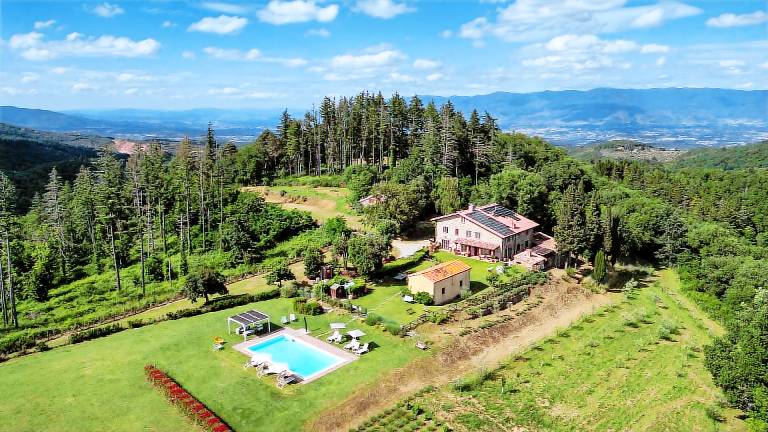 Villa with yard, private pool & BBQ — photo 4