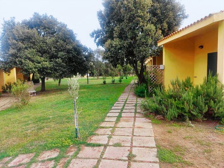 Child-friendly apartment with barbeque, garden & pool | Nature view | Pets are welcome — photo 2