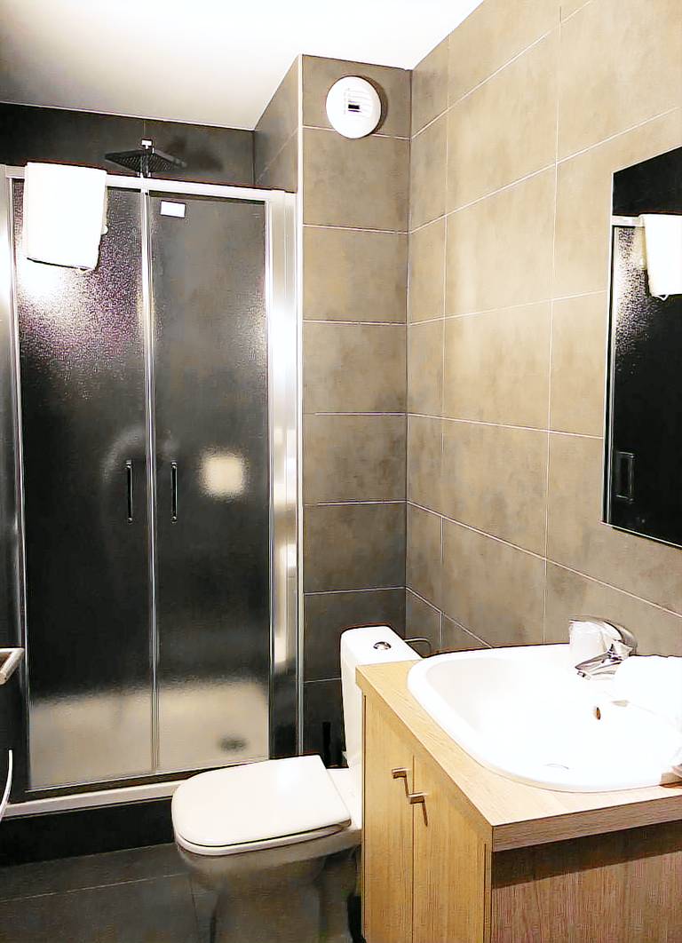 Standard Double Room — photo 4