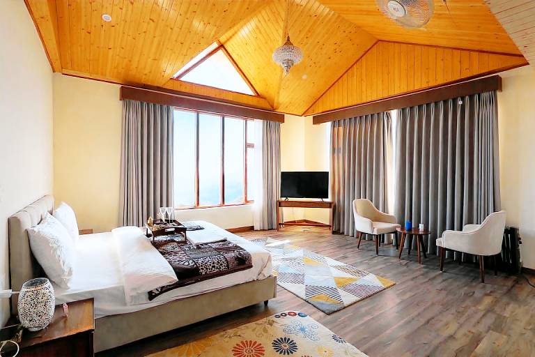 Villa with barbeque & garden in Shimla
