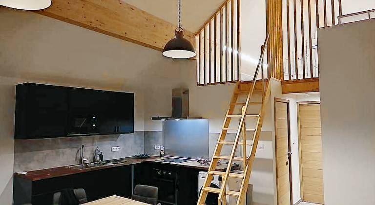 Apartment with 3 rooms for 6 persons in Beaune