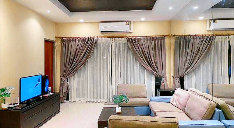 Villa with pool | Pets are welcome — photo 2