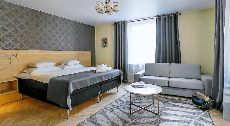 Serviced apartment with terrace — photo 2