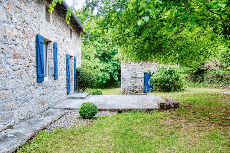 Wonderful gite with terrace, barbecue & yard | Pets allowed — photo 2