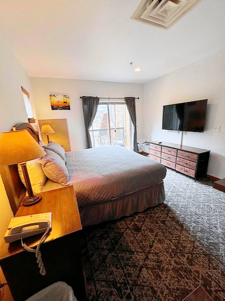 Condo  Kellogg