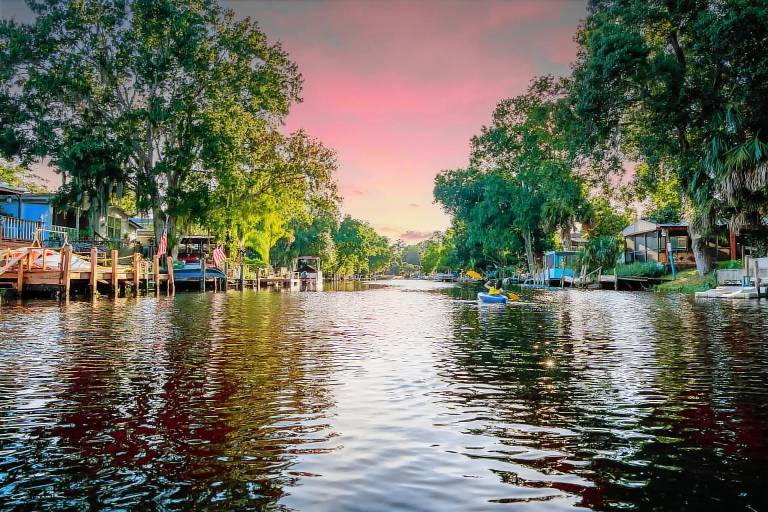House  Weeki Wachee Gardens