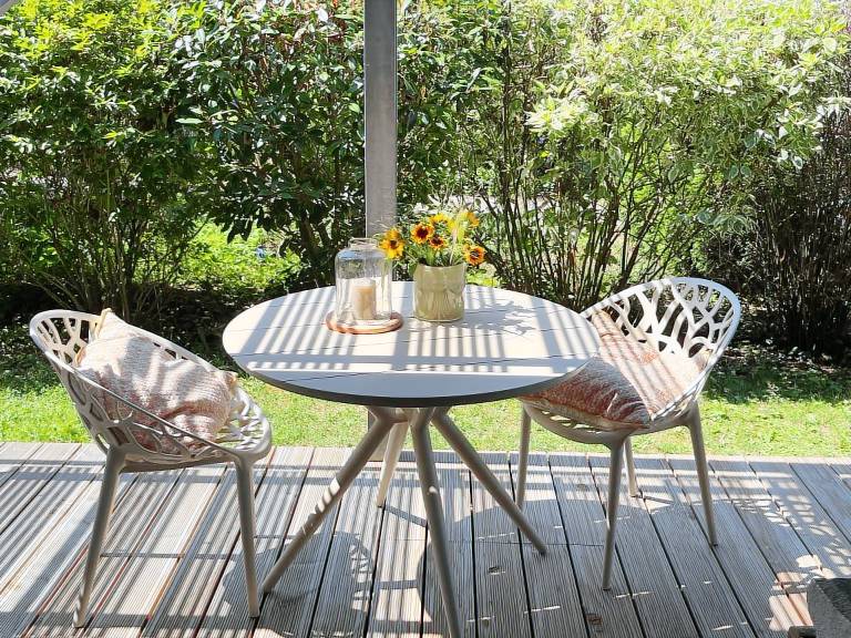 Holiday apartment with fast internet, yard & terrace | Lake view | Pets allowed — photo 3