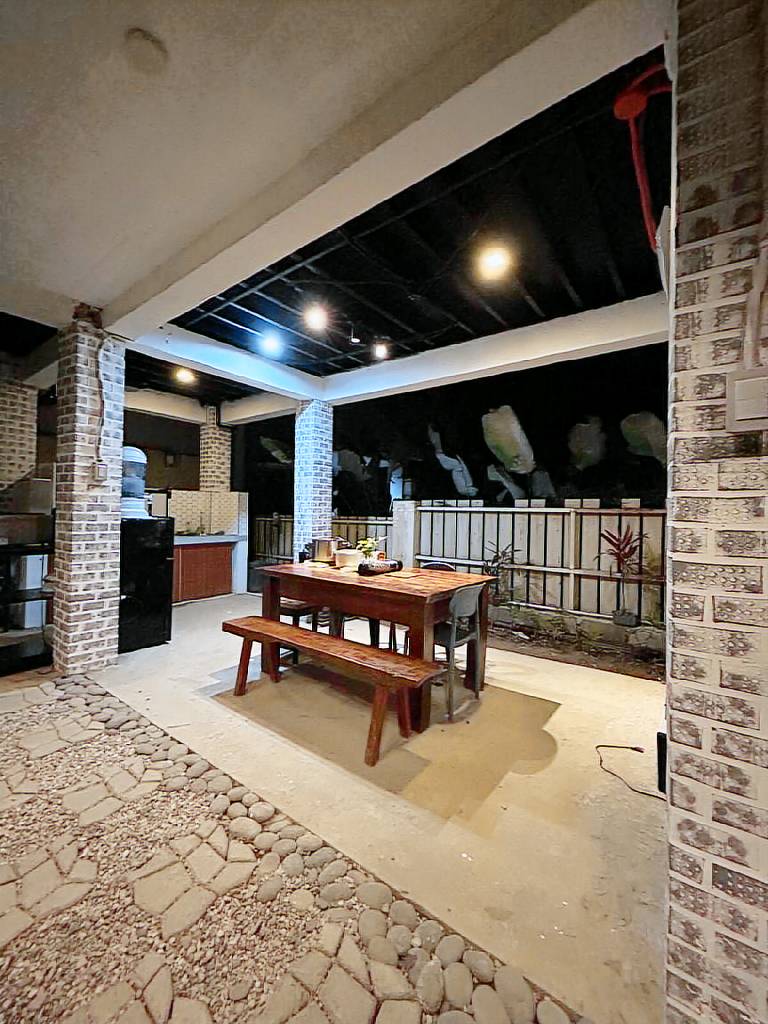 Vacation home with barbecue, pool & garden | Dogs allowed — photo 4