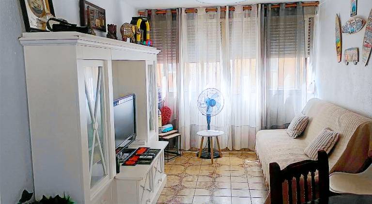 Apartment with 2 rooms for 5 persons in Castelló de la Plana