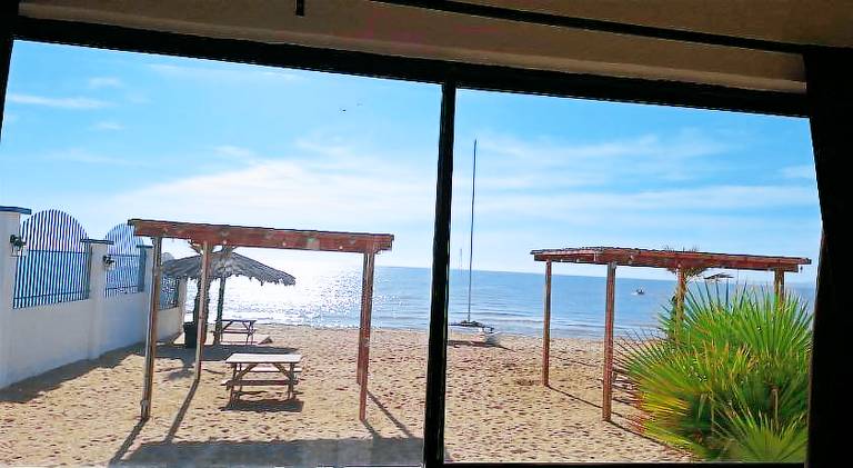 33 Bungalow Seaside Hotel & Victors RV Park — photo 5