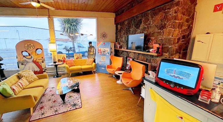 Atomic Motel — photo 2