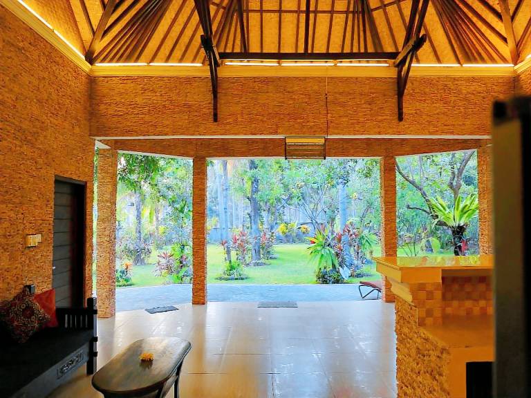 Garden View Villa - 80m from beach — photo 3