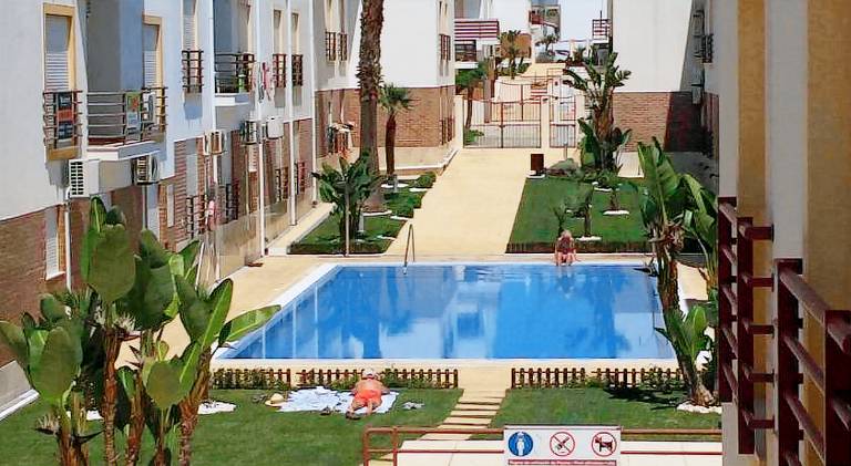 Holiday apartment with pool in Tavira