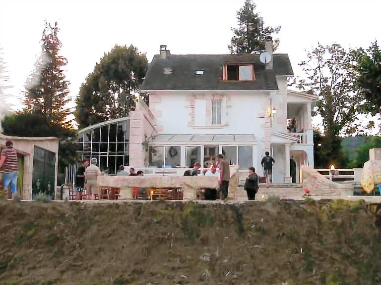 Fully equipped house with private pool, terrace & yard | Pet-friendly — photo 2