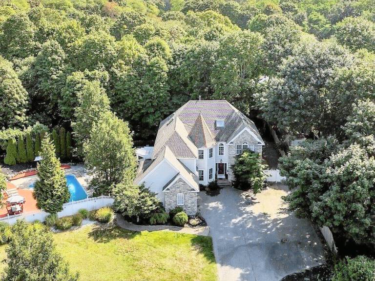 House Sagamore Beach
