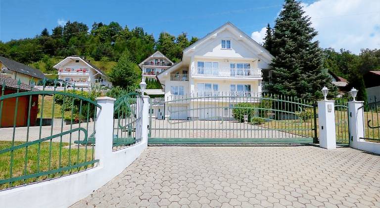 Villa | Dogs allowed in Bled