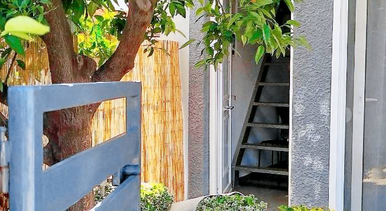 Irida's House — photo 5