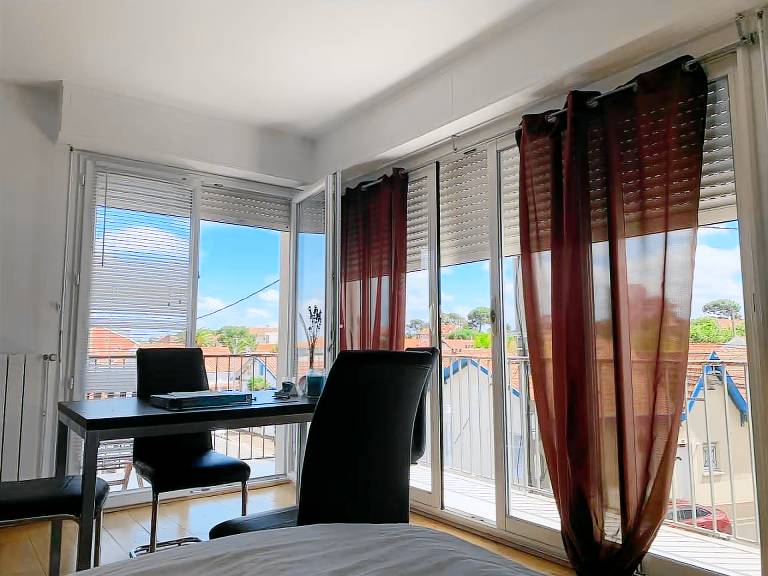 Child-friendly holiday apartment with barbeque & yard | Close to the beach | Pets allowed in Arcachon