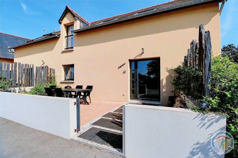 Wonderful gite with patio, pool & garden | Dogs allowed — photo 3