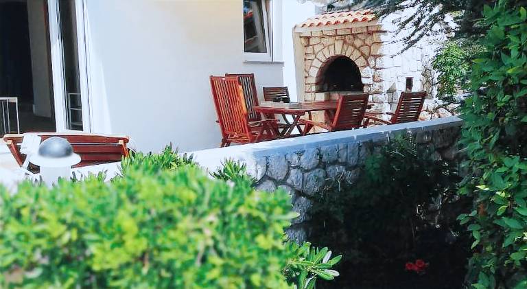 House with patio, grill & yard | Good for workation — photo 5