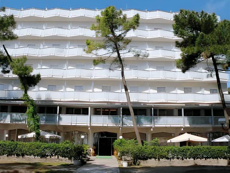 Hotel Sahara in Milano Marittima