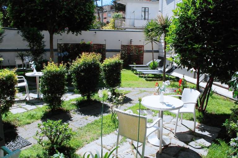 Bed & Breakfast  Tropea