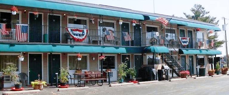 Motel  Baldwin