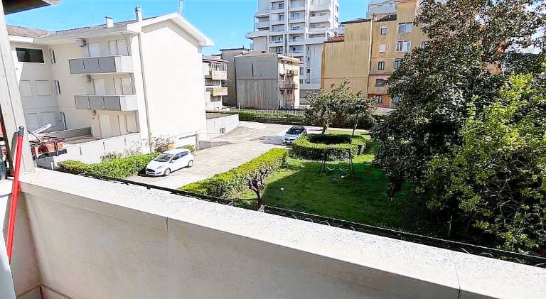 Rental apartment with 2 rooms for 4 persons — photo 4