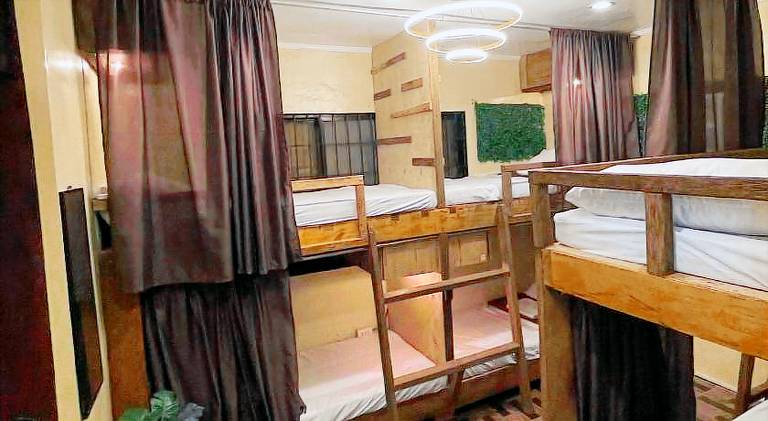 Four Twenty Hostel in General Luna