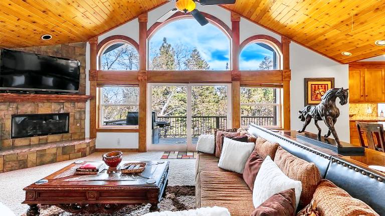 Cabin Sugarloaf