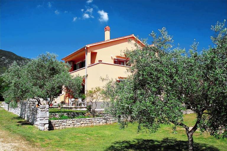 Ferienwohnung  Nerezine