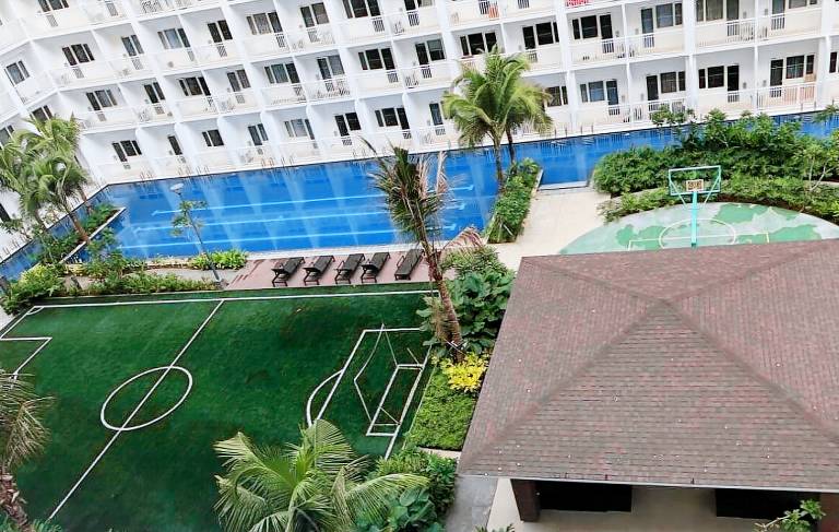 Condo  Quezon City