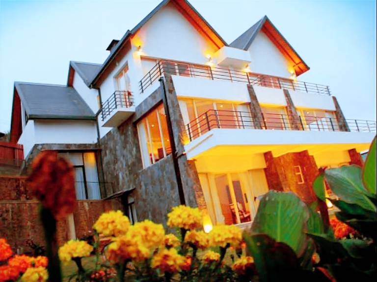 Resort  Nuwara Eliya