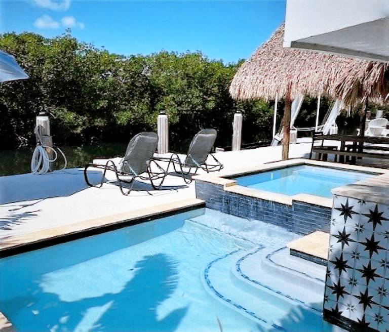 Vacation home with hot tub, private pool & barbeque | Water view in Islamorada, FL